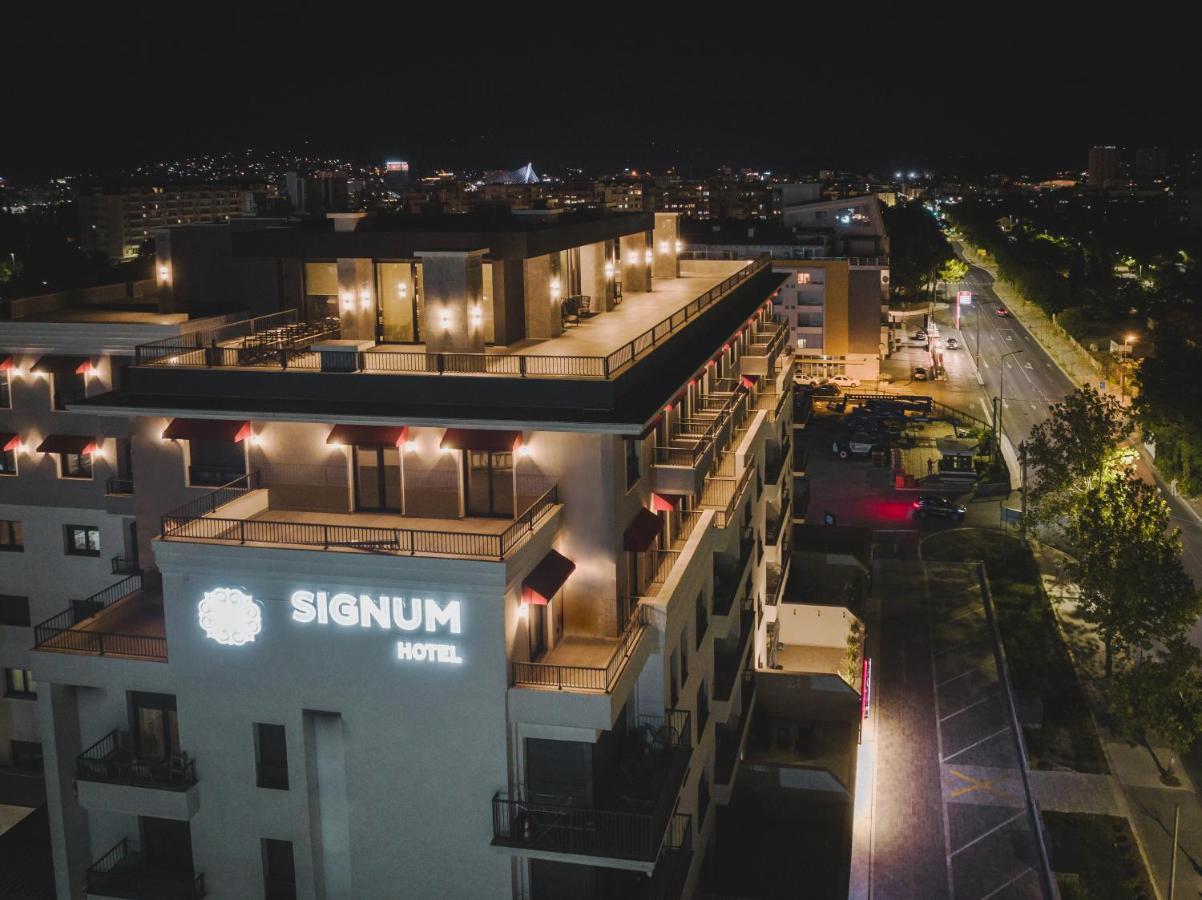 Signum Hotel Podgorica Exteriör bild