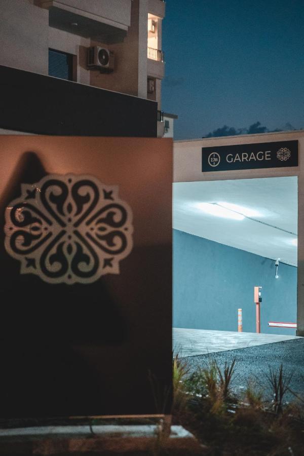 Signum Hotel Podgorica Exteriör bild